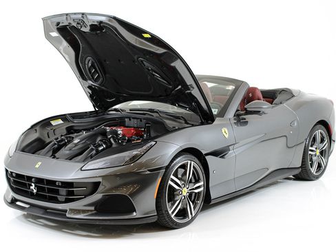 Certified 2022 Ferrari Portofino M RWD image 59