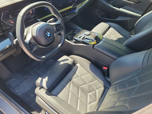 Used 2024 BMW 530i RWD image 19