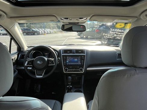 Used 2018 Subaru Outback 2.5i Limited image 14