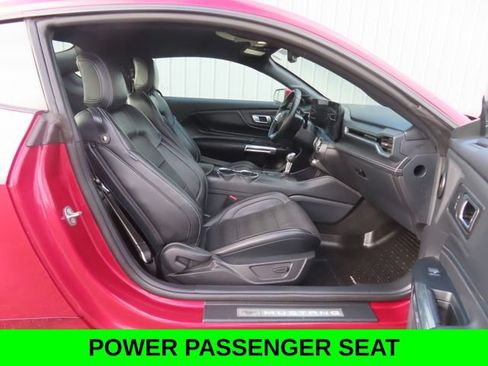 Used 2025 Ford Mustang Premium RWD image 21