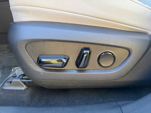 Used 2023 Lexus RX 350 Premium image 9