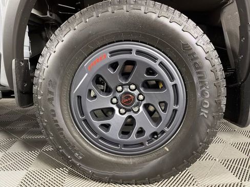 New 2026 Nissan Frontier PRO-4X w/ Pro-4x Convenience Package image 13