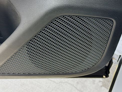 Used 2024 Mitsubishi Outlander SE Black Edition FWD image 22