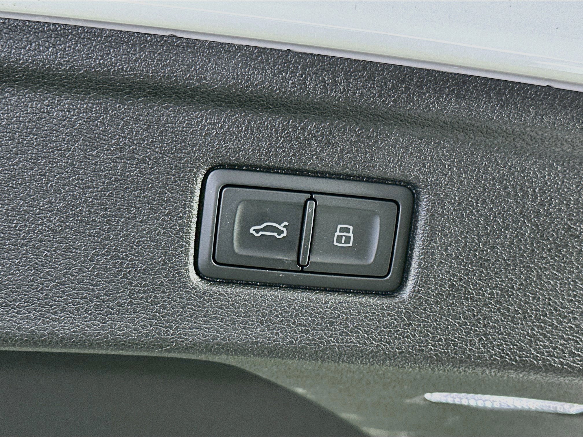 Used 2024 Audi A5 2.0T Premium Plus w/ Premium Plus AWD/4WD image 29