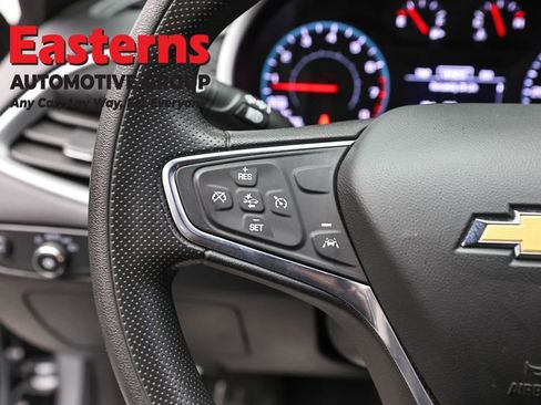 Used 2024 Chevrolet Malibu LT FWD image 15