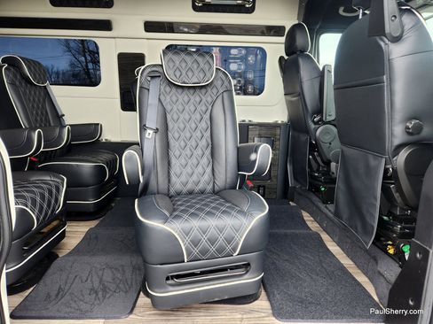 New 2023 RAM ProMaster 3500 w/ Premium Convenience Group (B) image 28