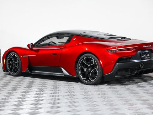 Used 2022 Maserati MC20 Coupe image 16