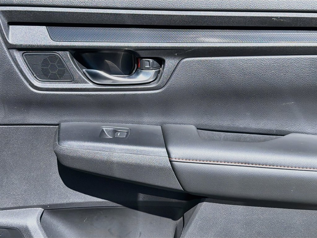 Used 2025 Honda CR-V Sport-L image 33