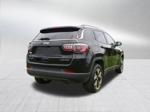 Used 2019 Jeep Compass Limited AWD/4WD image 3