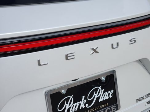 Used 2025 Lexus NX 350h AWD w/ Accessory Package (Z2) image 38