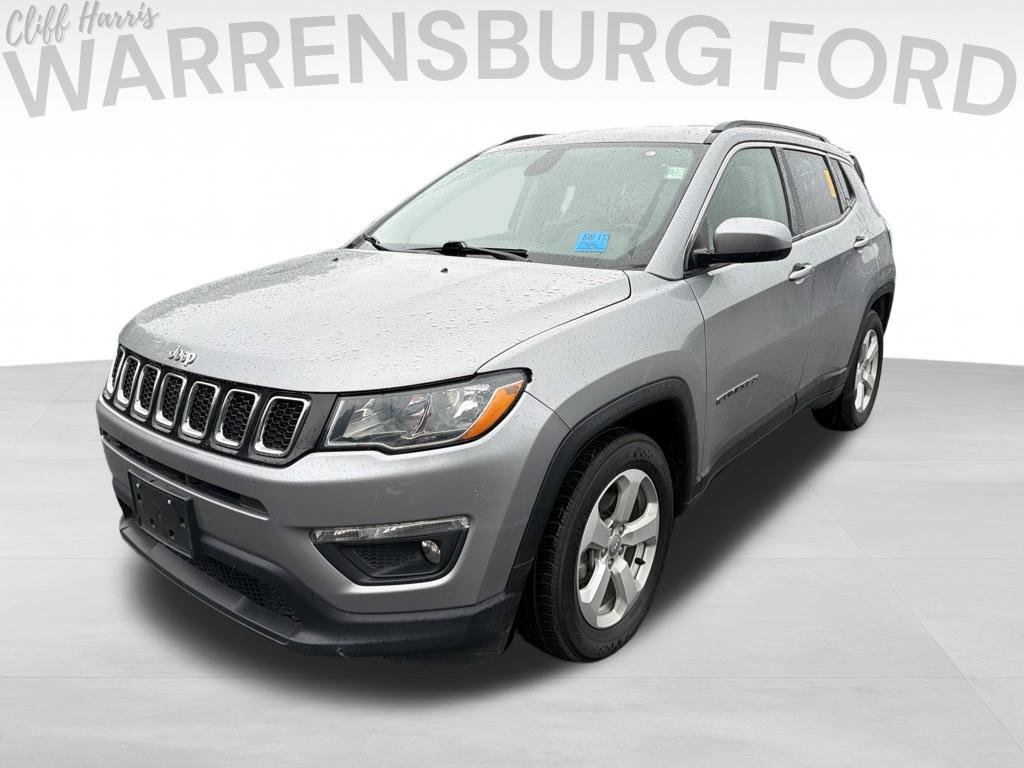 Used 2021 Jeep Compass Latitude FWD image 3