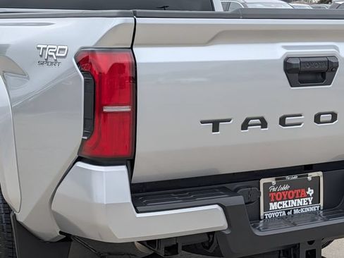 Used 2024 Toyota Tacoma TRD Sport RWD image 8
