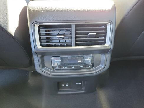 New 2026 Volkswagen Atlas SEL image 16