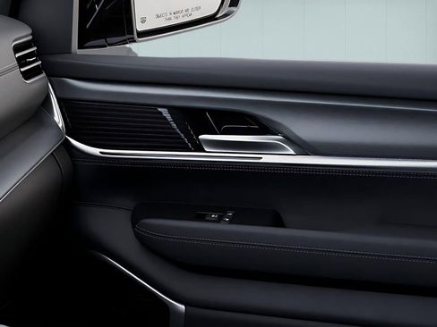 New 2026 Jeep Grand Wagoneer Limited w/ Premium Group II image 25