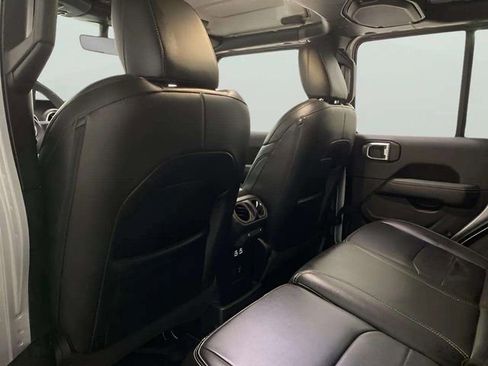 Used 2023 Jeep Wrangler Unlimited Sahara w/ Dual Top Group image 60