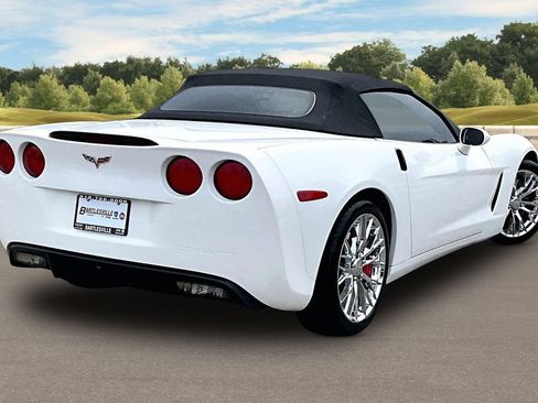 Used 2013 Chevrolet Corvette Convertible w/ 3LT Preferred Equipment Group RWD image 9
