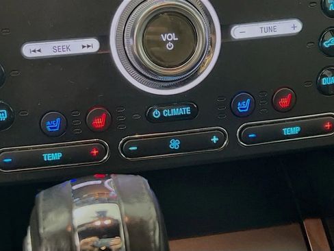 Used 2018 Ford Explorer Limited w/ Ford Safe & Smart Package image 21