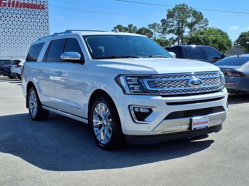 Used 2019 Ford Expedition Max Platinum RWD image 2