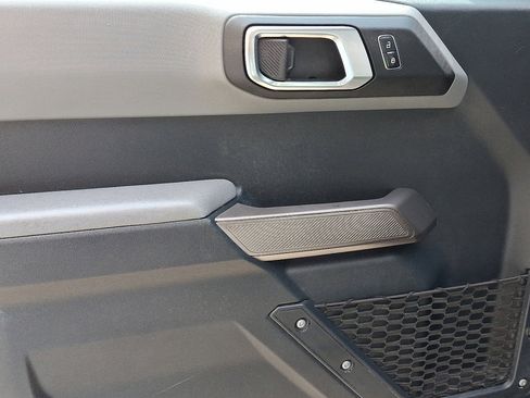 Used 2023 Ford Bronco Black Diamond image 21