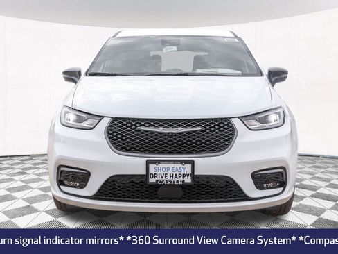 New 2026 Chrysler Pacifica Select image 13