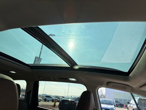 Used 2024 Subaru Ascent Touring w/ Popular Package #2 image 37