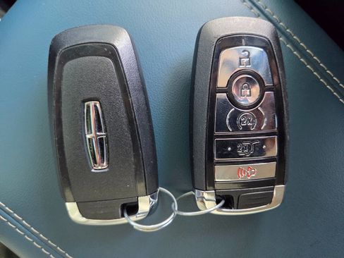 Used 2020 Lincoln Corsair Reserve w/ Equipment Group 202A image 63