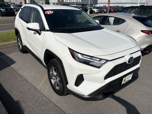 Used 2023 Toyota RAV4 XLE w/ XLE Grade Weather Package AWD/4WD image 2