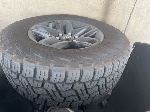 Used 2021 Chevrolet Silverado 1500 LT Trail Boss image 5