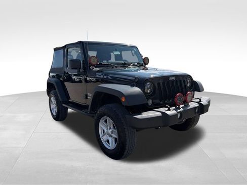 Used 2014 Jeep Wrangler Sport AWD/4WD image 3