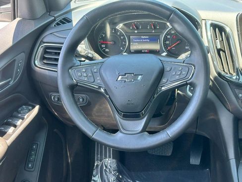 Used 2023 Chevrolet Equinox Premier AWD/4WD image 14