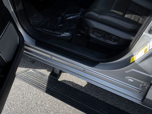 Used 2024 Toyota Sequoia Capstone image 33