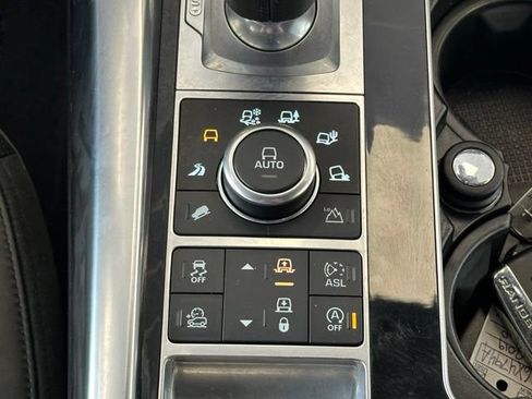 Used 2016 Land Rover Range Rover Sport Supercharged AWD/4WD image 13