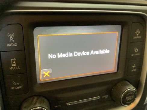 Certified 2024 RAM 1500 Classic SLT AWD/4WD image 32