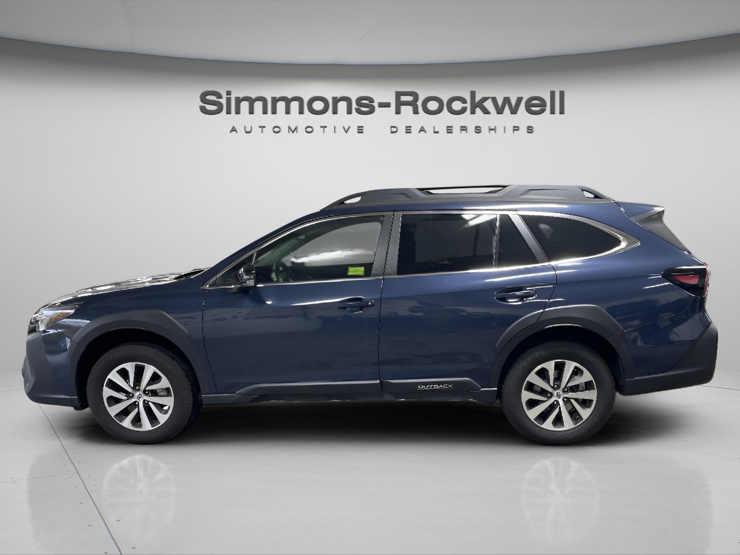 Used 2025 Subaru Outback Premium AWD/4WD image 2