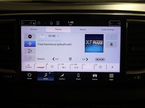 Used 2023 Chrysler Pacifica Touring-L FWD image 42