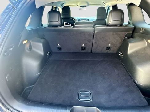 Used 2019 Jeep Cherokee Latitude Plus image 27