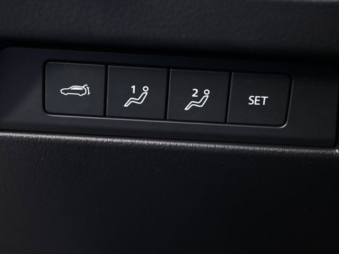 Certified 2025 MAZDA CX-70 3.3 Turbo S w/ Premium Package image 25