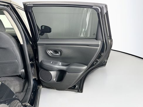 Used 2023 Honda HR-V LX image 27