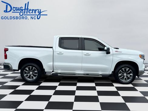 Used 2026 Chevrolet Silverado 1500 LT w/ Z71 Off-Road Package AWD/4WD image 6