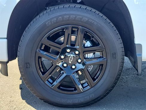 Used 2026 Chevrolet Silverado 1500 Custom image 31