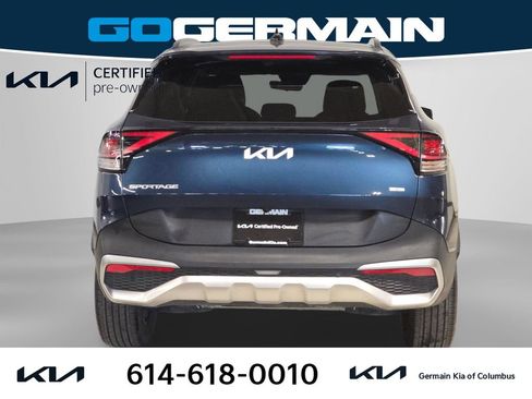 Certified 2025 Kia Sportage EX w/ EX Premium Package AWD/4WD image 9