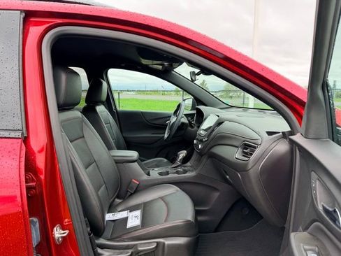 Certified 2024 Chevrolet Equinox RS w/ RS Leather Package FWD image 11