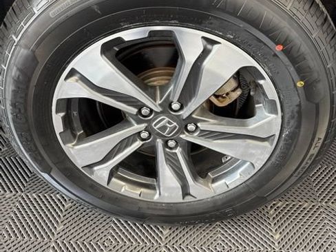 Used 2019 Honda CR-V LX image 4