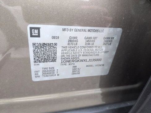 Used 2020 Chevrolet Traverse LT image 26