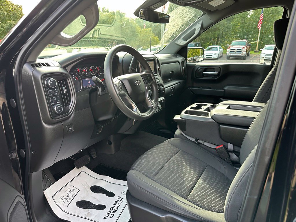 Used 2021 Chevrolet Silverado 1500 Custom Trail Boss w/ Safety Confidence Package AWD/4WD image 9