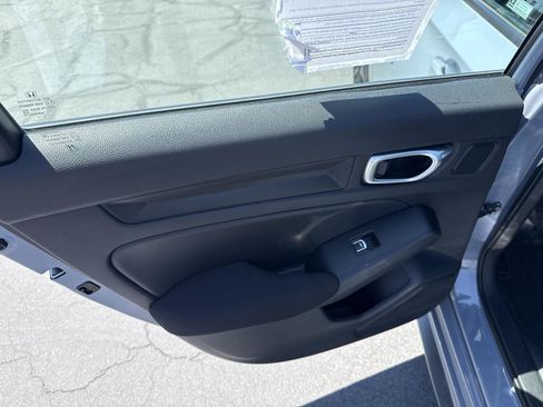 Used 2024 Honda Civic Sport image 17