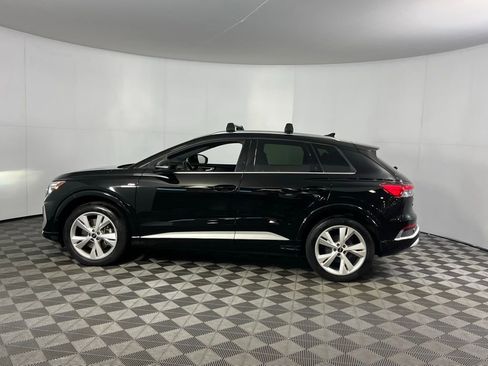 Used 2023 Audi Q4 e-tron Prestige image 8