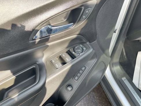 Certified 2020 Chevrolet Equinox Premier FWD image 23