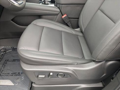 New 2026 Chevrolet Suburban Z71 w/ Z71 Off-Road Package image 4