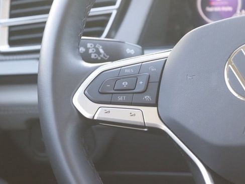 Used 2024 Volkswagen Atlas Peak Edition SE image 23